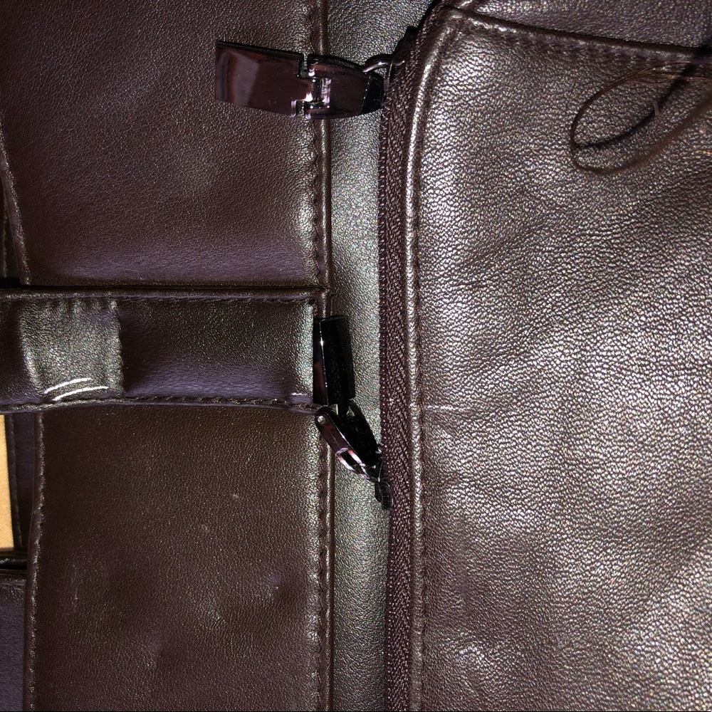 BNWT Lord and Taylor tote, leather - Picture 4 of 12